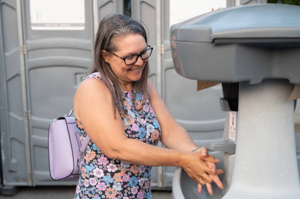 Best Restroom trailer rental cost  in Blue Ridge, VA